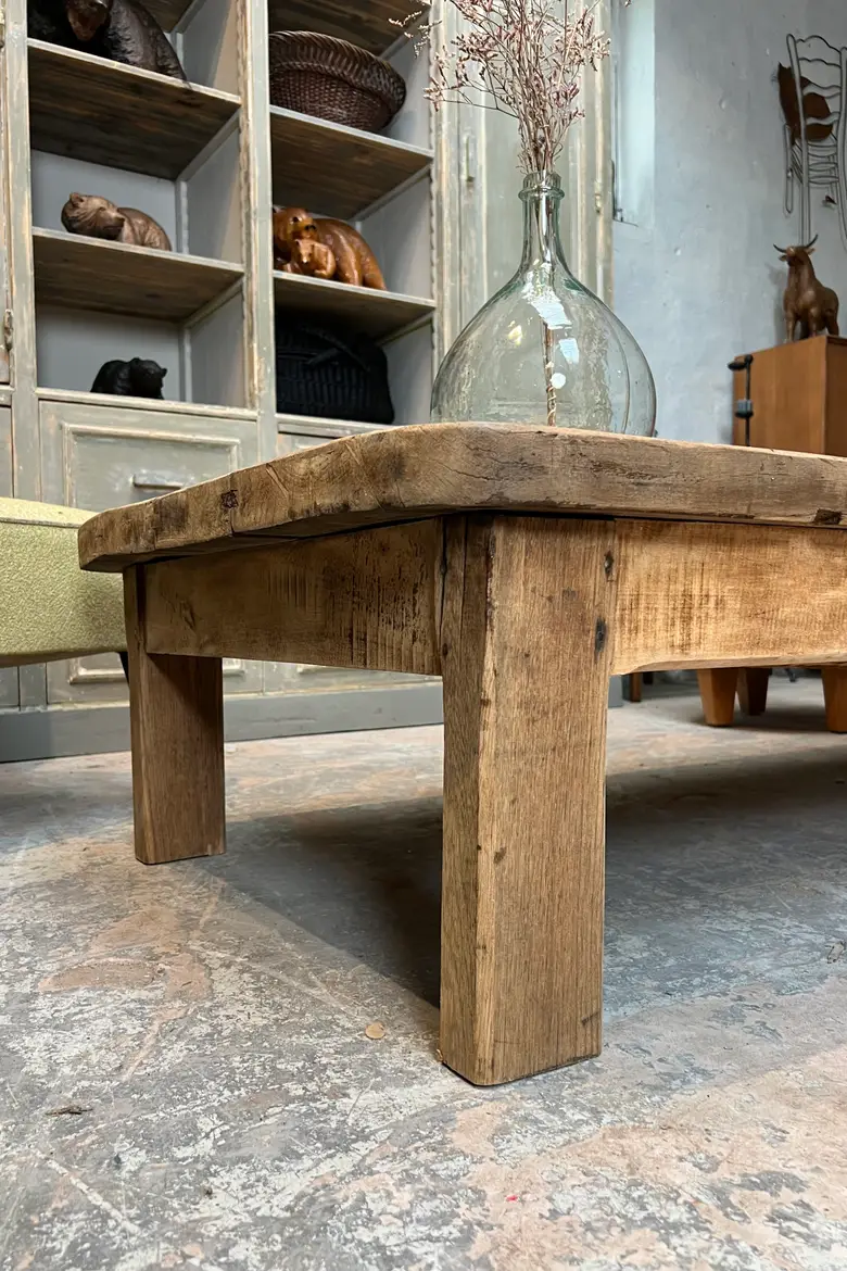 Table basse en hêtre Début XXème