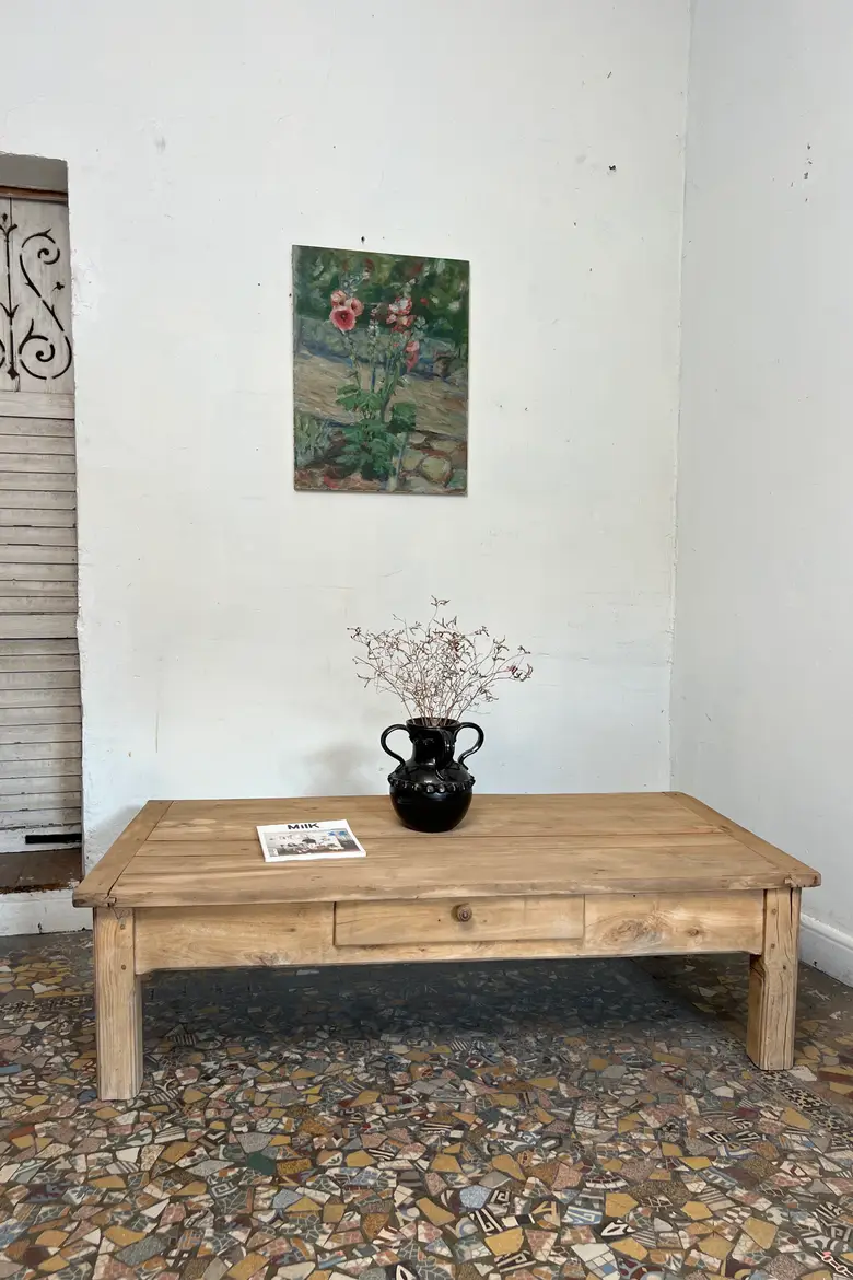 Table basse en hêtre - XXe siècle