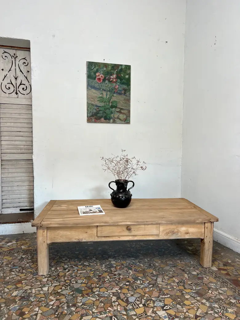 Table basse en hêtre - XXe siècle