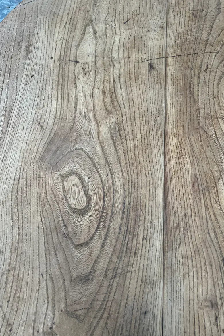 Table basse en orme Début XXème
