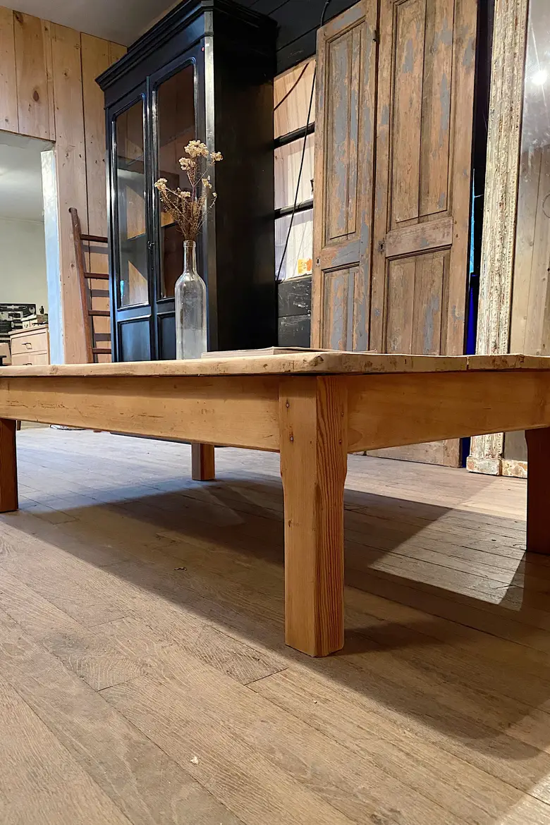 Table basse en peuplier Début XXème