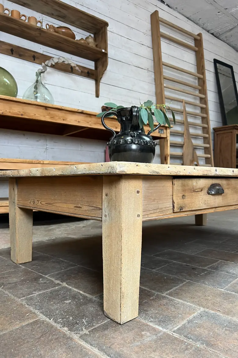 Table basse en peuplier Début XXème