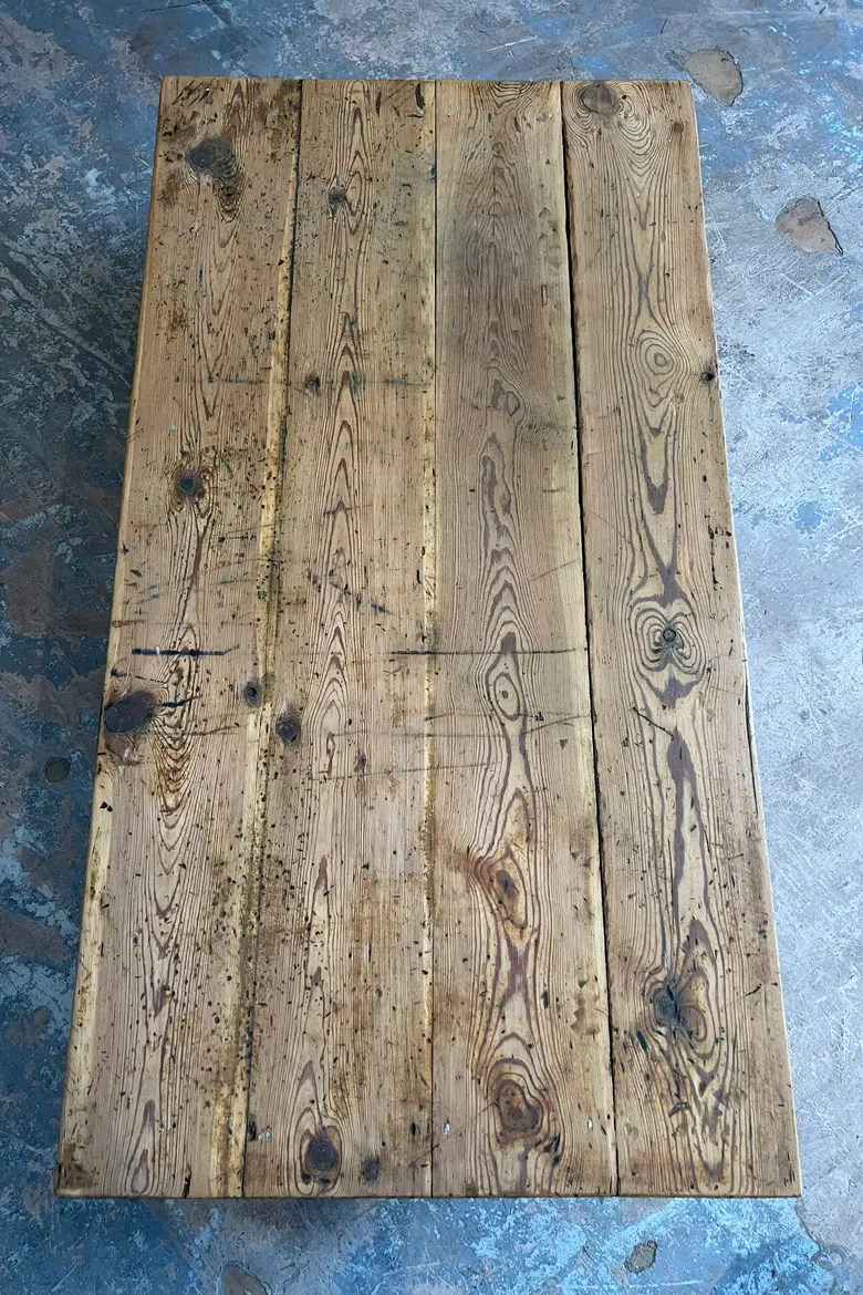 Table basse en sapin
