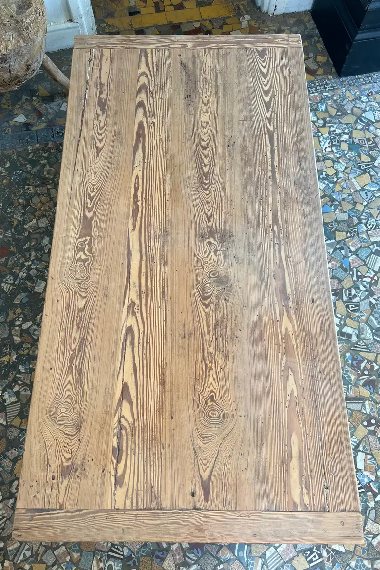 Table basse en sapin