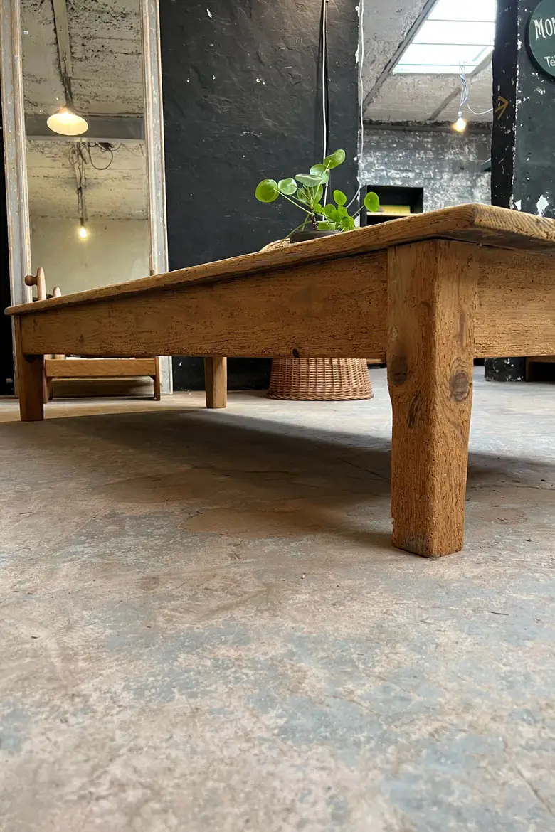 Table basse en sapin Début XXème
