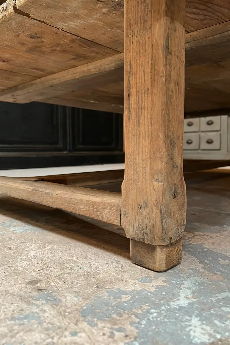 Table basse en sapin Début XXème