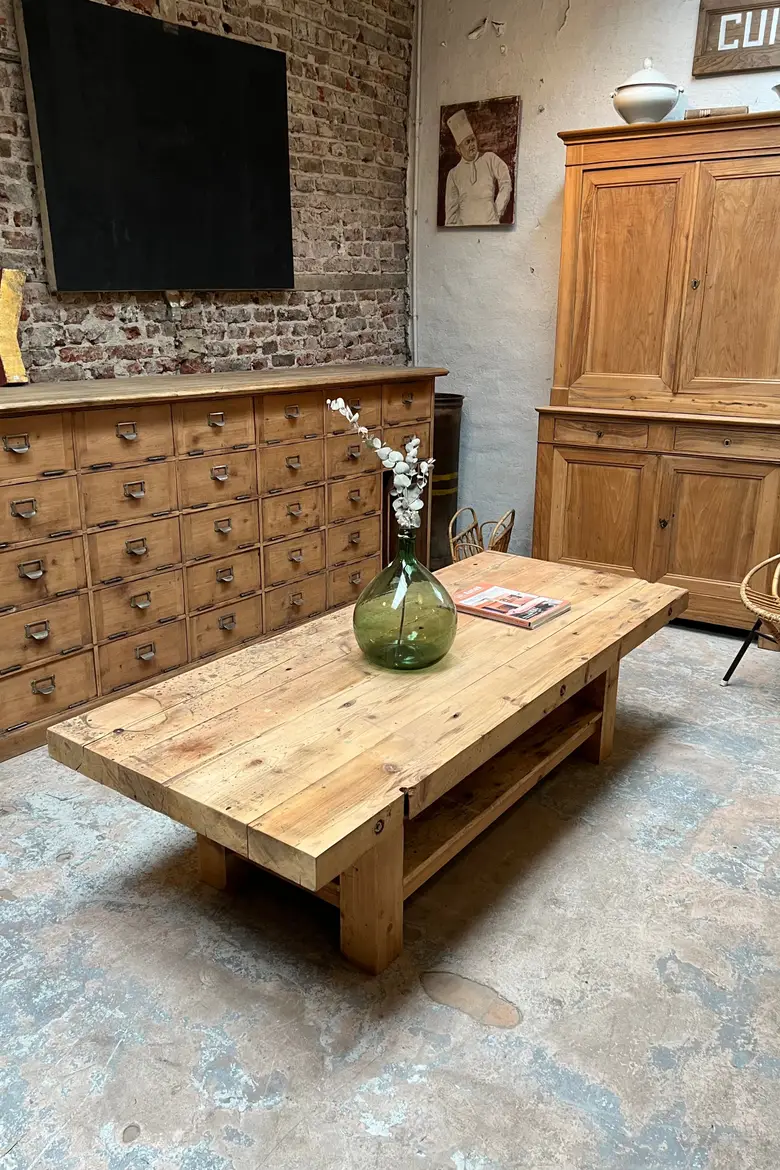 Table basse en sapin Début XXème