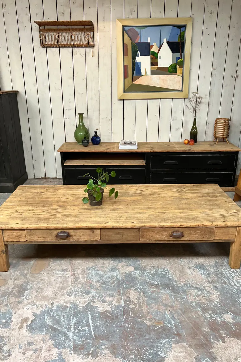 Table basse en sapin Début XXème