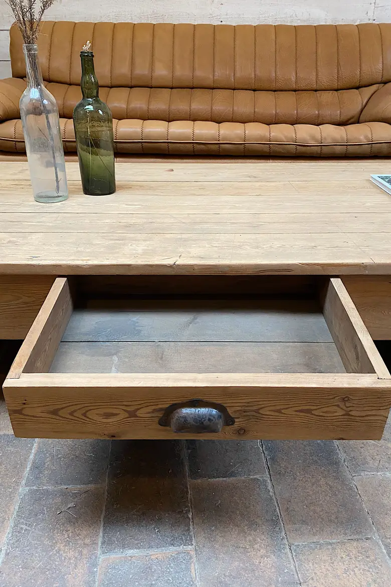 Table basse en sapin Début XXème
