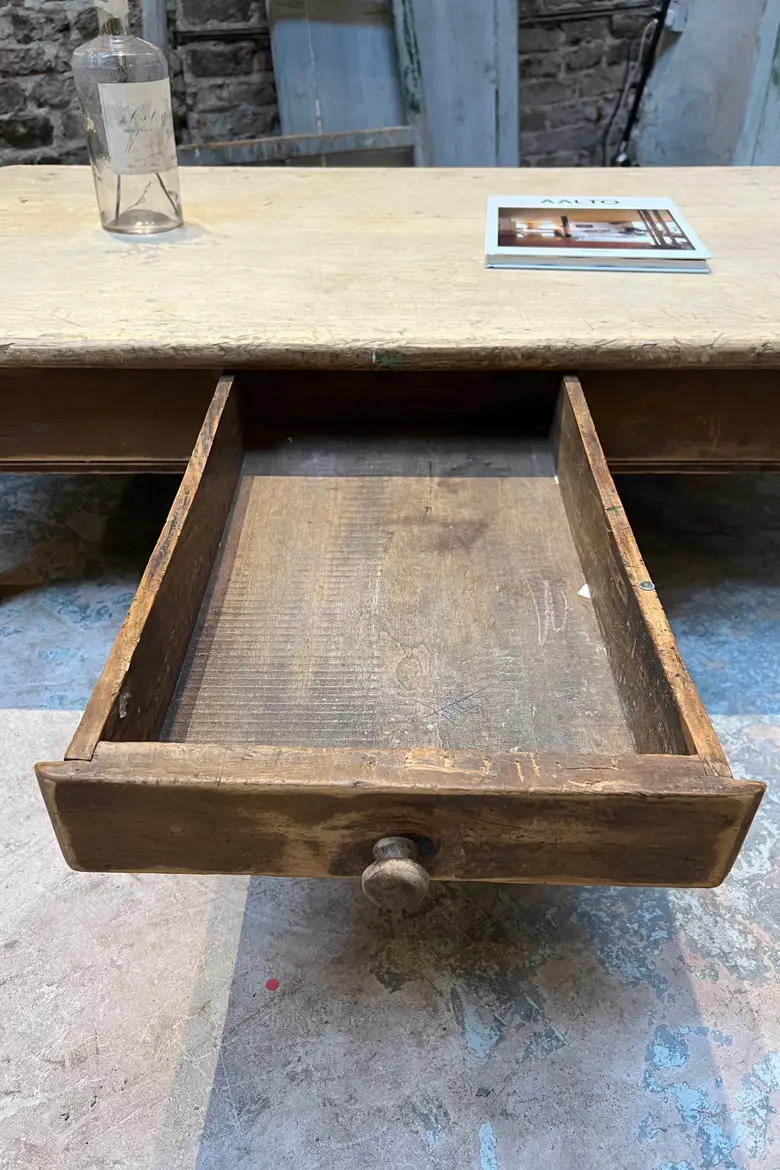 Table basse en sapin Début XXème