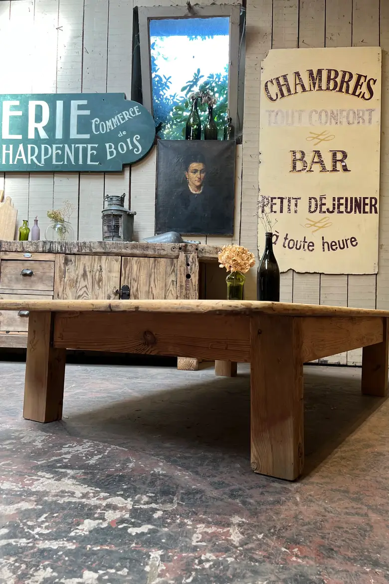 Table basse en sapin Début XXème