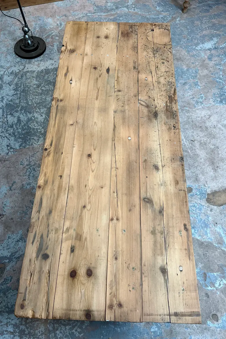 Table basse en sapin