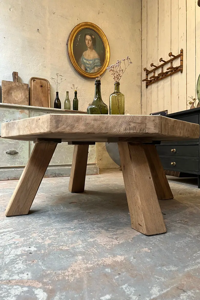 Table basse octogonale en chêne Années 60