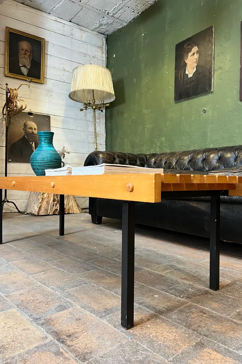 Table basse ou banc 1960