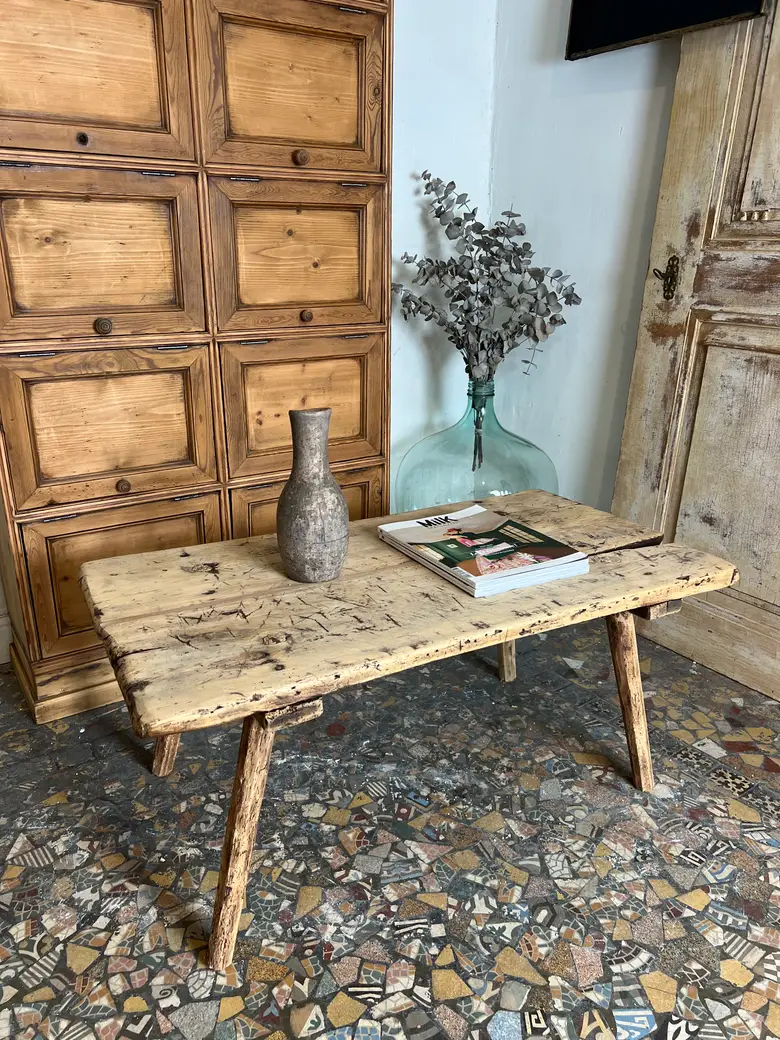Table basse primitive Début XXème