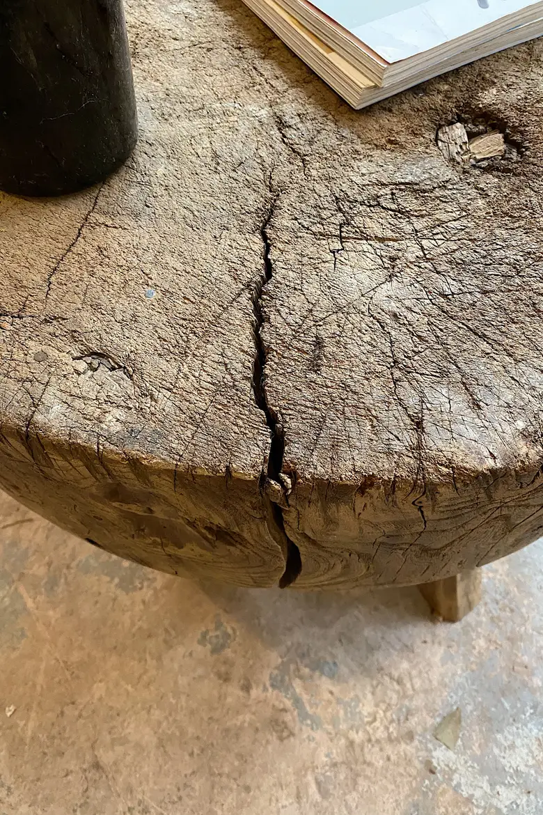 Table basse primitive Début XXème
