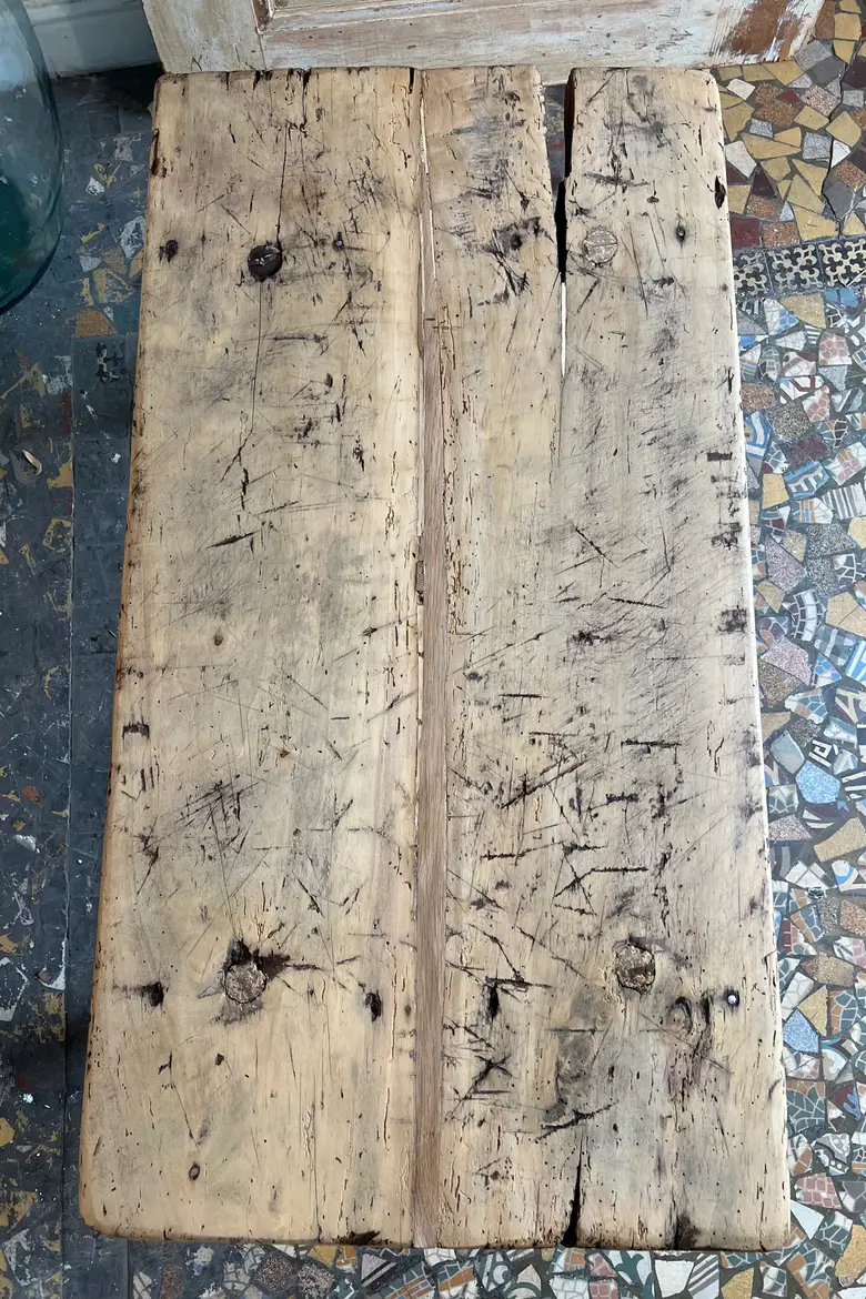 Table basse primitive Début XXème