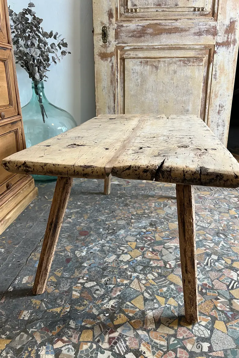 Table basse primitive Début XXème