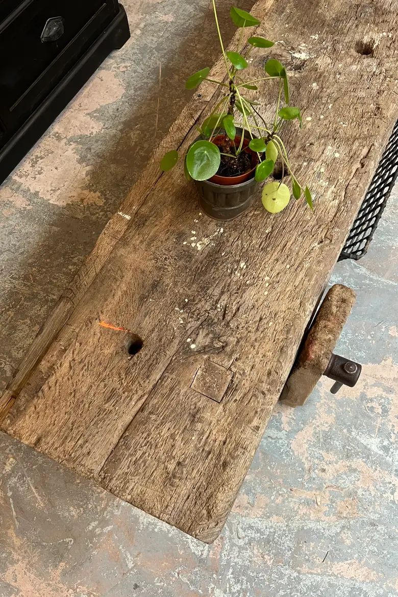 Table basse primitive