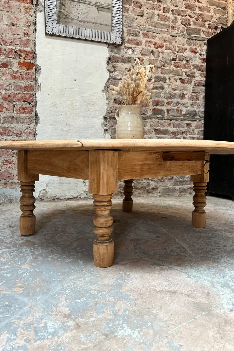 Table basse ronde en merisier