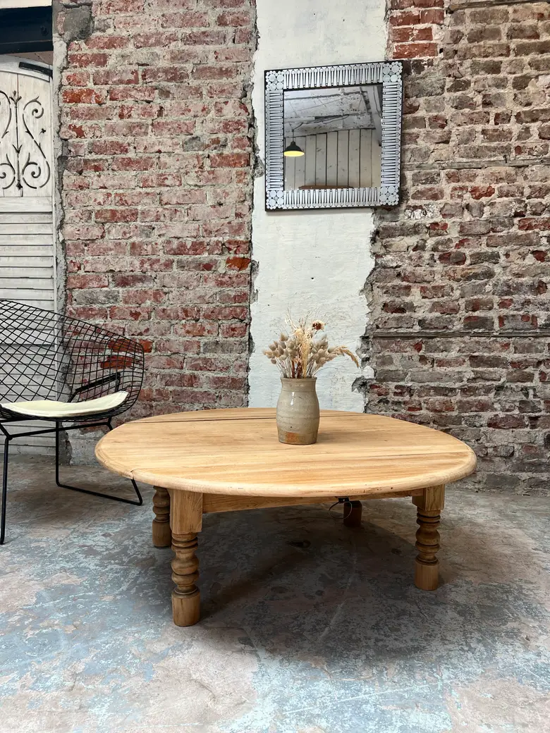 Table basse ronde en merisier