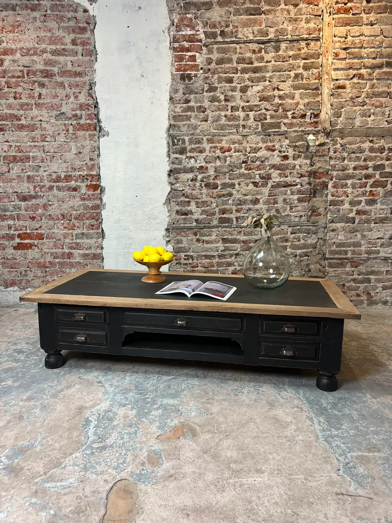 Table basse rustique en chêne