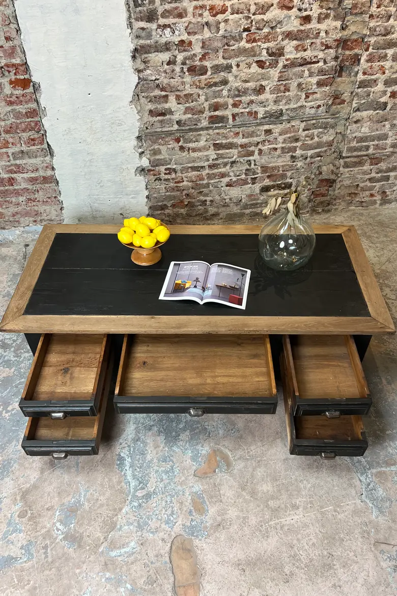 Table basse rustique en chêne