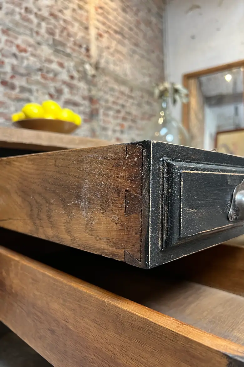 Table basse rustique en chêne