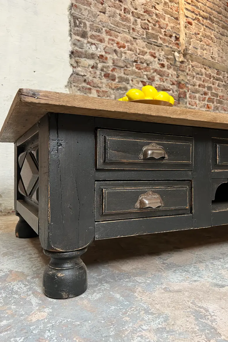 Table basse rustique en chêne