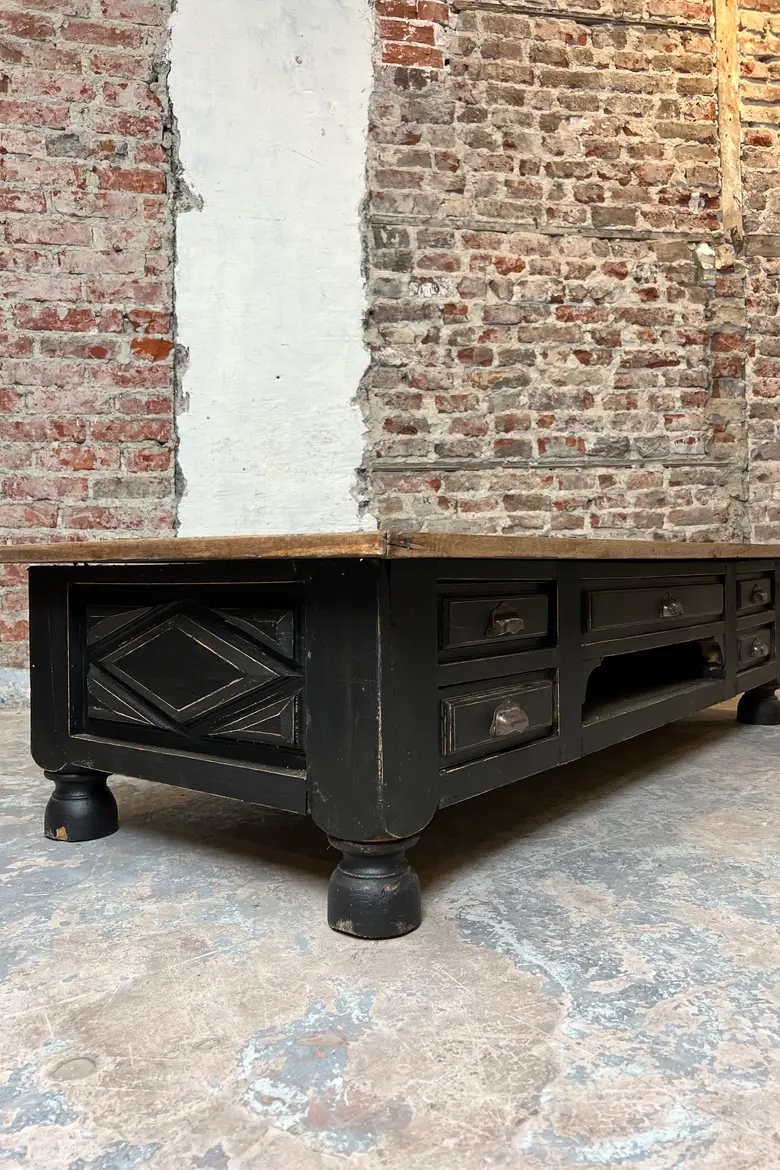 Table basse rustique en chêne