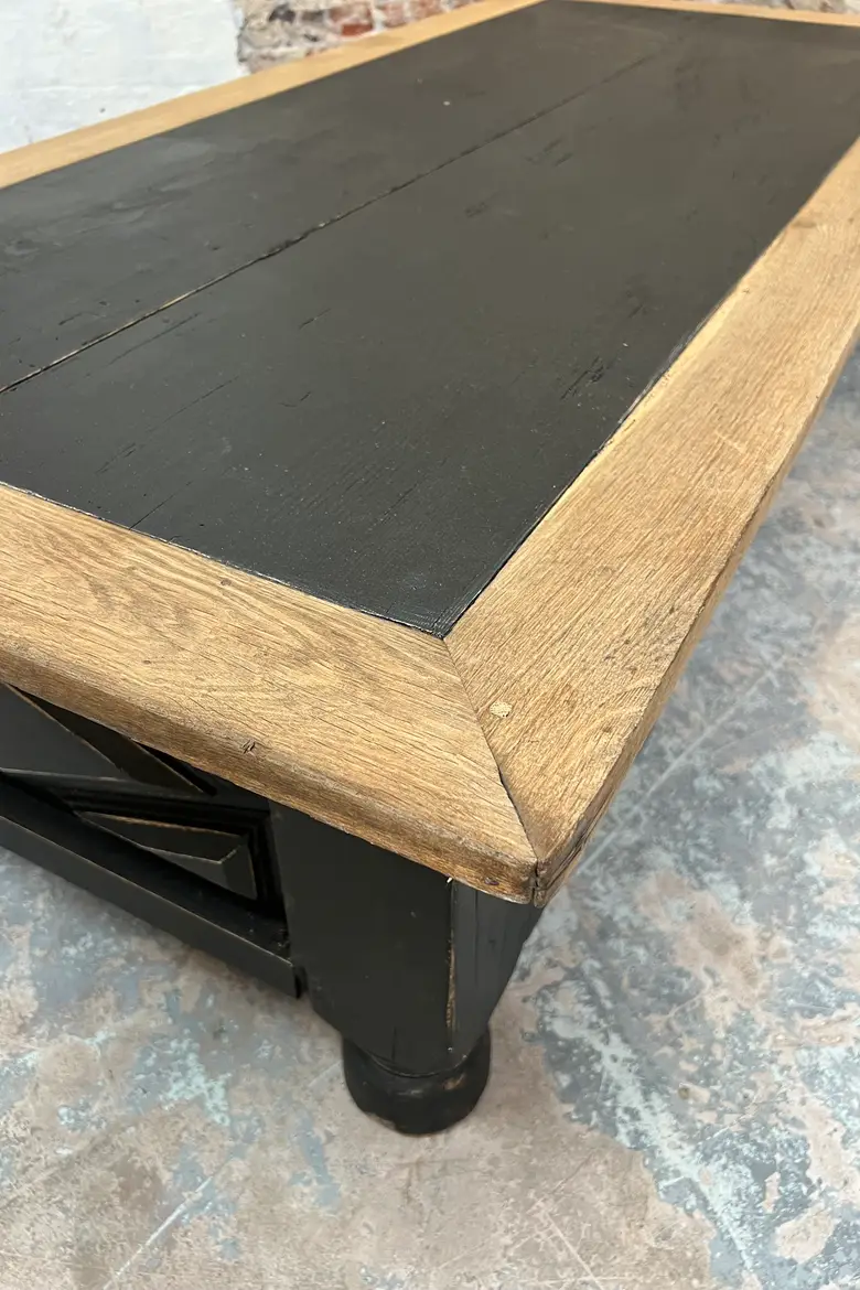 Table basse rustique en chêne