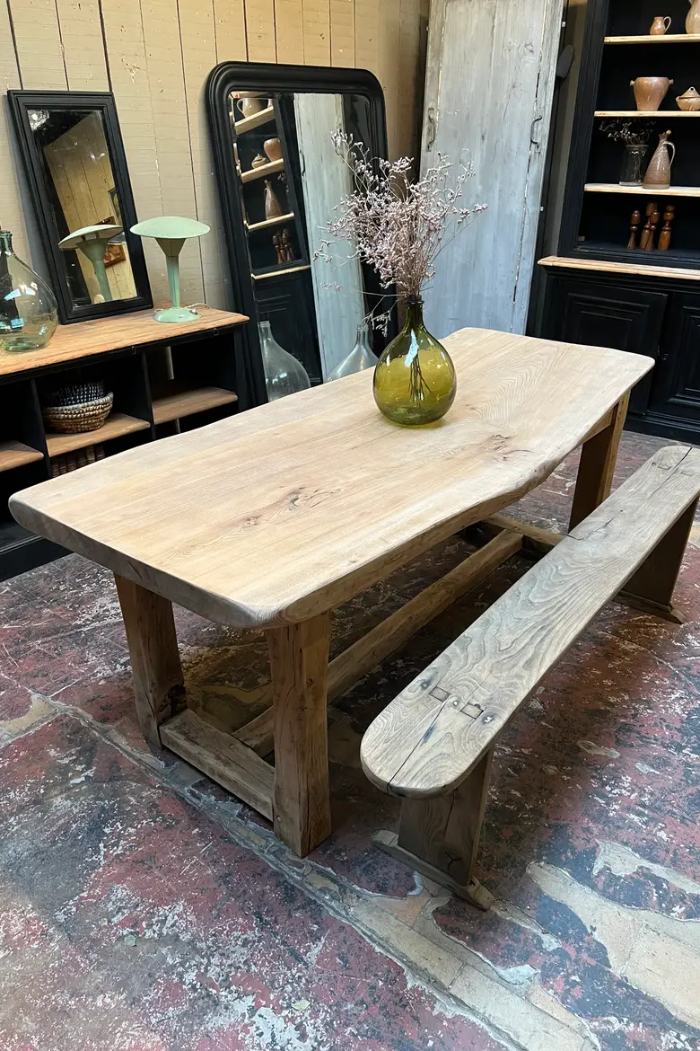 Table brutaliste en chêne brut Années 60