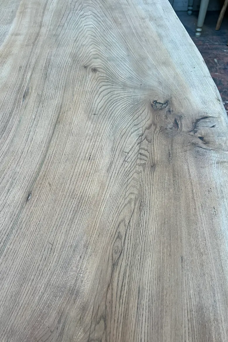 Table brutaliste en chêne brut Années 60