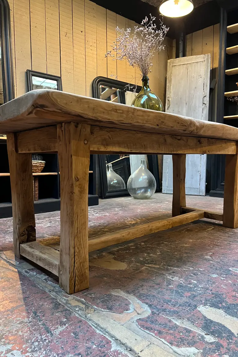 Table brutaliste en chêne brut Années 60