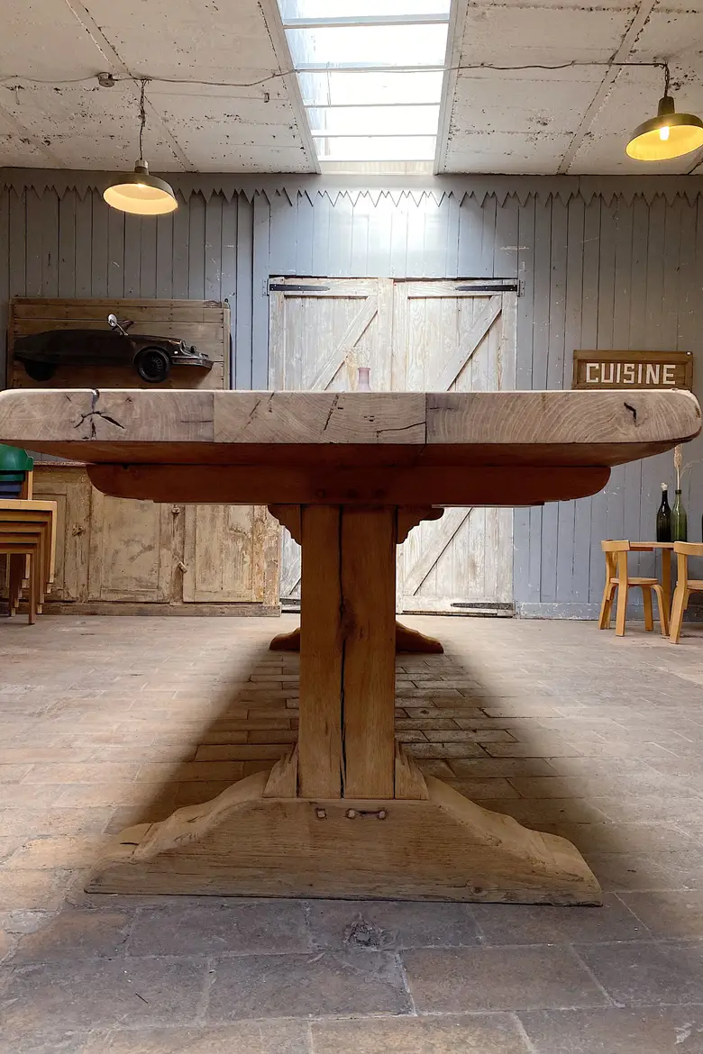 Table de château en chêne Fin XIXème