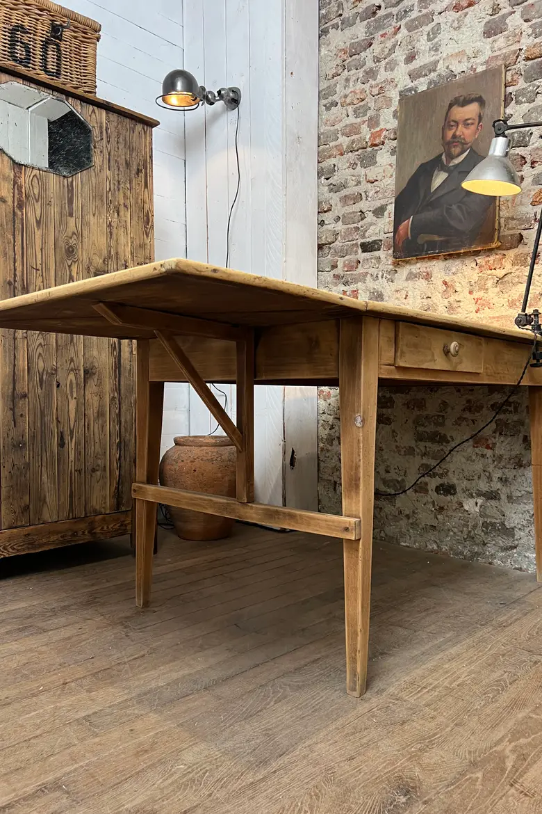 Table de cuisine en peuplier
