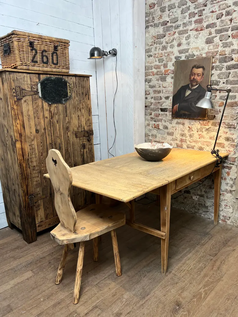 Table de cuisine en peuplier