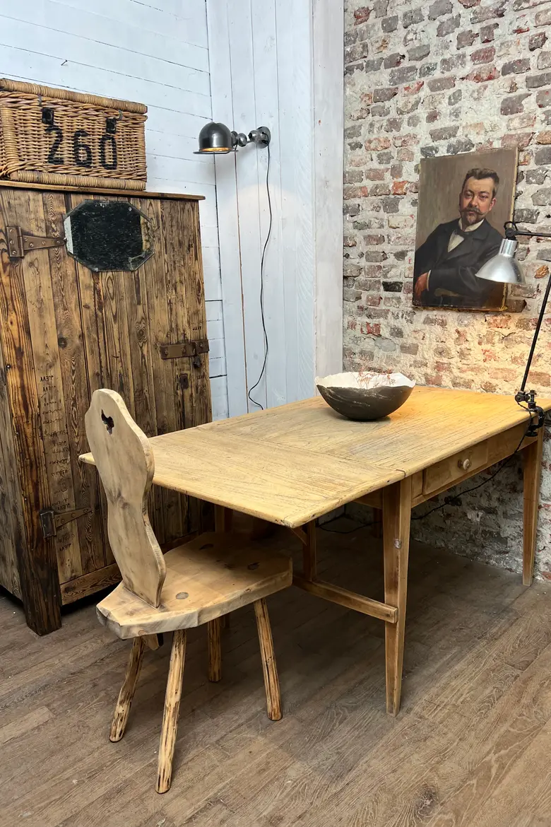 Table de cuisine en peuplier