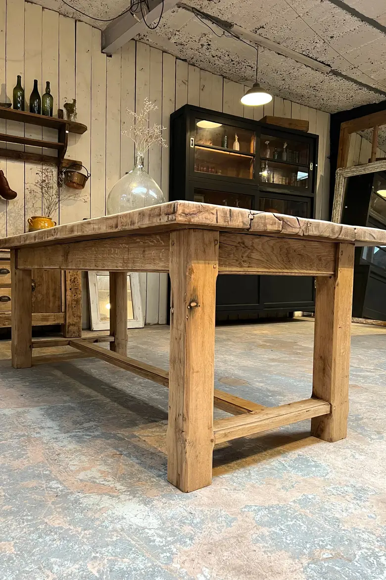 Table de ferme en chêne avec sa paire de bancs Début XXème