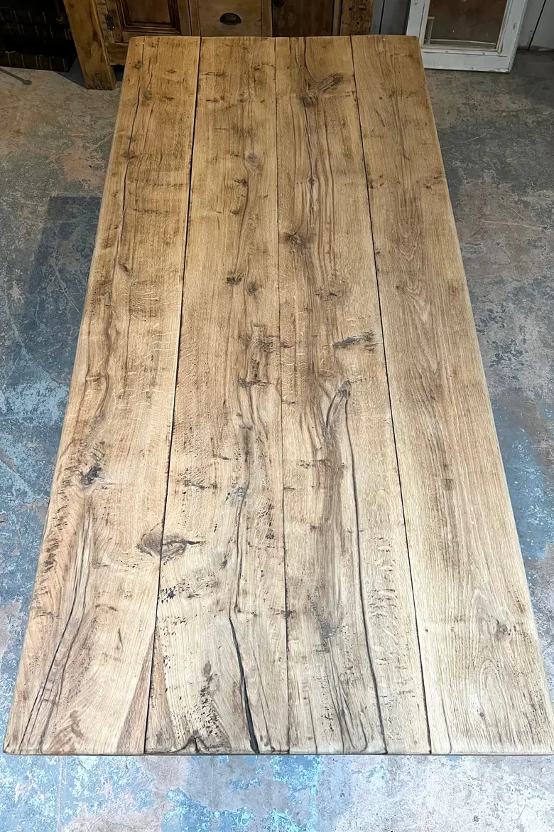 Table de ferme en chêne avec sa paire de bancs Début XXème