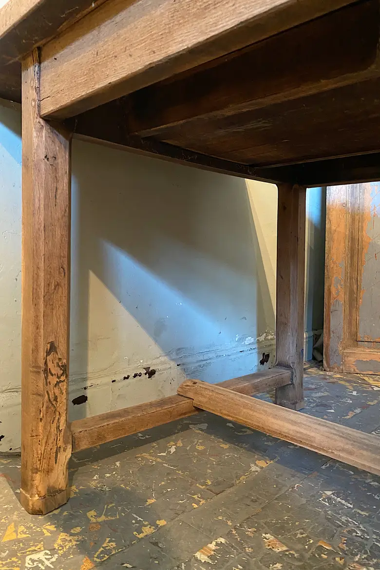 Table de ferme en noyer et chêne Début XXème