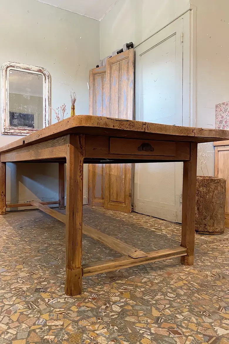 Table de ferme en noyer et chêne Début XXème