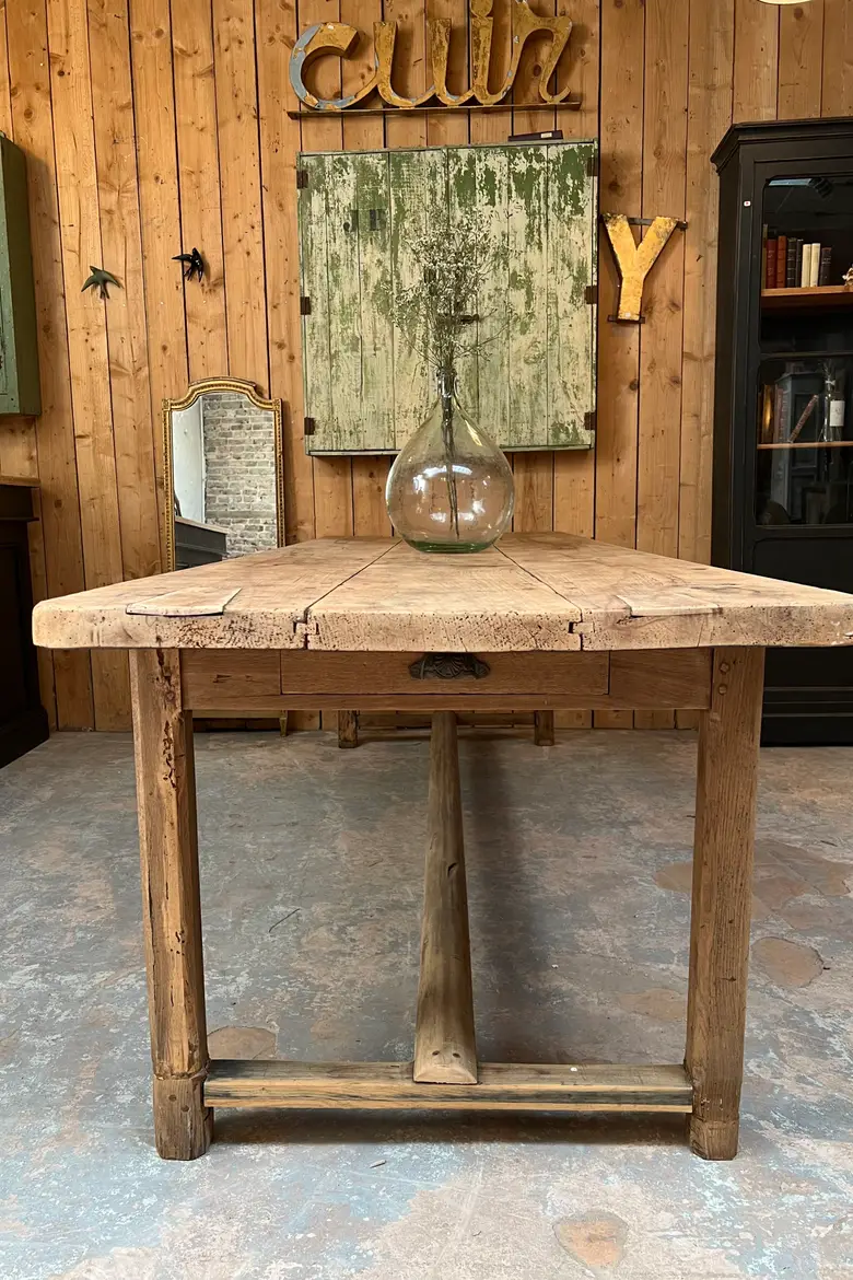 Table de ferme en noyer et chêne Début XXème