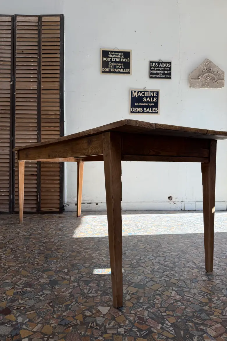 Table de ferme en sapin – début XXe