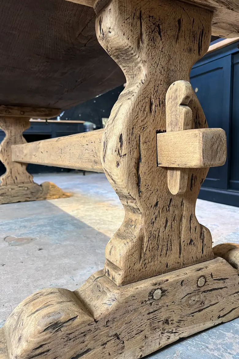 Table de monastère 19ème
