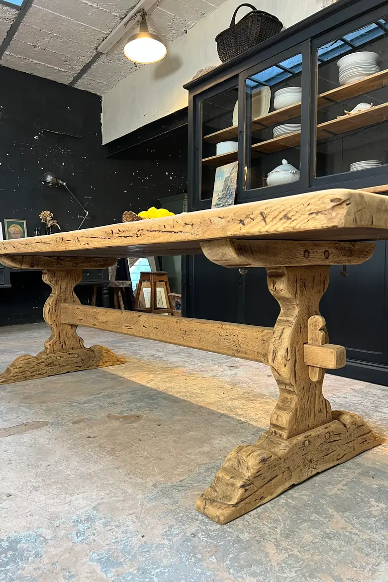 Table de monastère 19ème