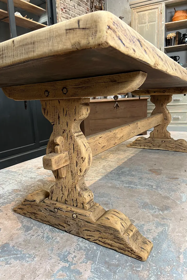 Table de monastère 19ème
