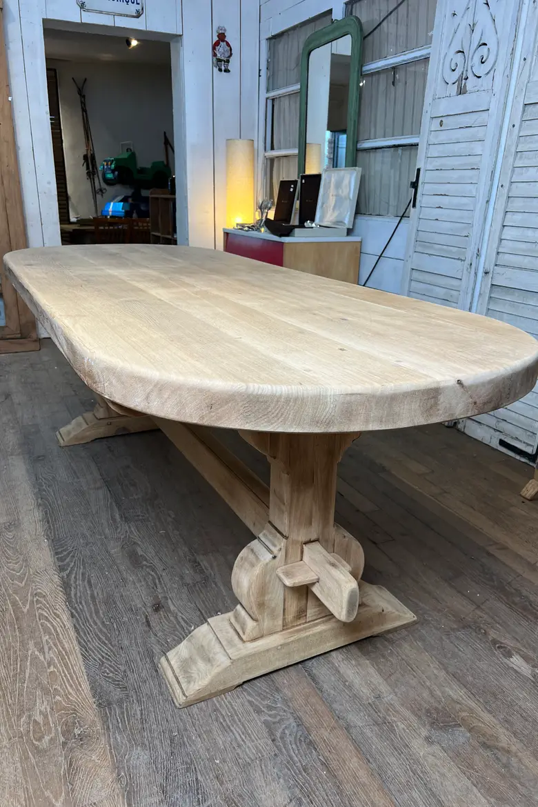 Table de monastère en chêne