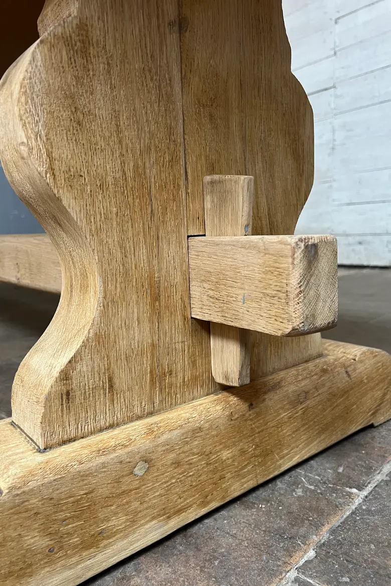 Table de monastère en chêne
