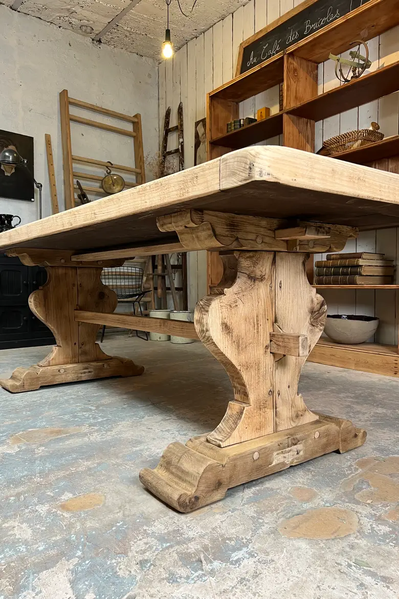 Table de monastère en chêne
